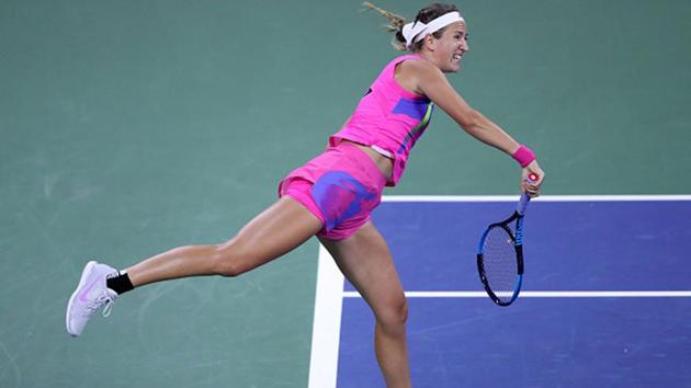 Victoria Azarenka serves. (Getty Images) Victoria Azarenka serves. (Getty Images)