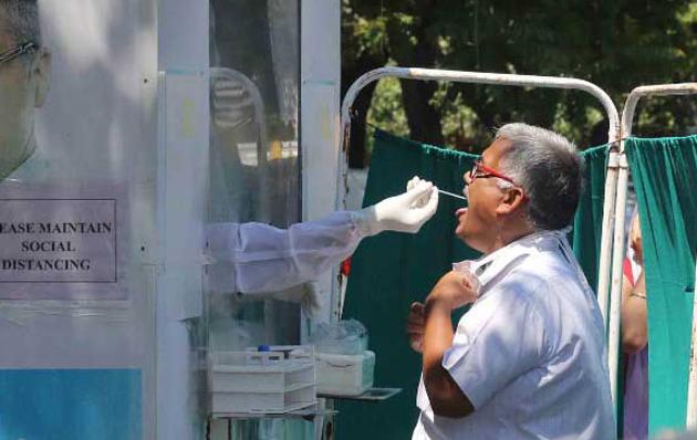 Since September started, the Union Territory has recorded more than 200 cases daily, but while 891 people were tested on September 1, only 565 tests were conducted on September 4. (HT file) Since September started, the Union Territory has recorded more than 200 cases daily, but while 891 people were tested on September 1, only 565 tests were conducted on September 4. (HT file)