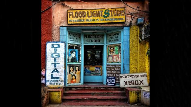 “With the digitization of photography, old film studios are on the brink of extinction. Either they shut shop or improvise,” says Manjit Singh Hoonjan of this photograph he made in Kolkata. (Manjit Singh Hoonjan)