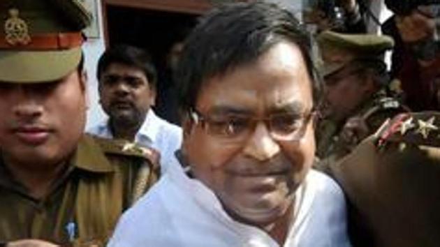 Minister in Samajwadi Party government, Gayatri Prajapati, was arrested by police in Lucknow on March 15, 2017.(PTI Photo)