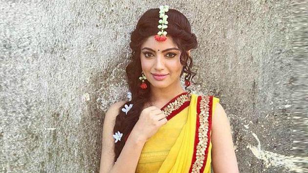 Akanksha Puri plays Goddess Parvati on Vighnaharta Ganesh.