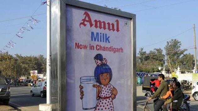 Amul sells 140 lakh litres of fresh milk per day.(Gurminder Singh/HT File Photo) Amul sells 140 lakh litres of fresh milk per day.(Gurminder Singh/HT File Photo)