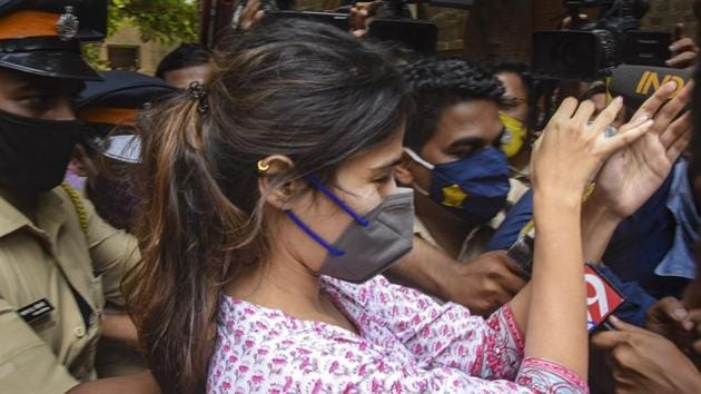 Rhea Chakraborty was mobbed outside NCB office after being summoned for questioning in connection with Sushant Singh Rajput case.(PTI)