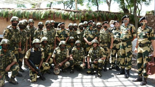 Appreciating the measures adopted by the troops while maintaining domination, BSF DG Rakesh Asthana emphasised on meeting the security challenges more effectively. (HT Photo)