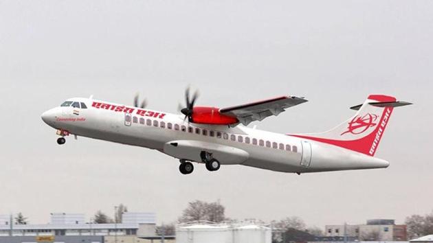 Alliance Air has deployed its 70-seater ATR 72 aircraft on the Chandigarh-Kullu route. The flight will operate on Monday, Tuesday, Thursday and Saturday.(HT file photo)