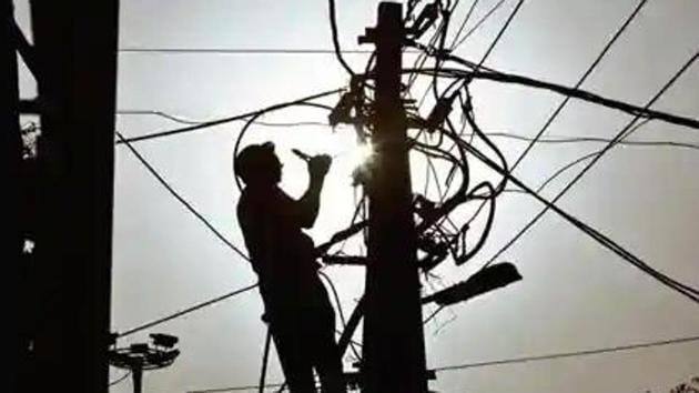 Of the three power discoms, maximum industrial units fall under the Tata Power Delhi Distribution Limited (TPDDL) which supplies power to 35,000 industries. (HT file photo) Of the three power discoms, maximum industrial units fall under the Tata Power Delhi Distribution Limited (TPDDL) which supplies power to 35,000 industries. (HT file photo)
