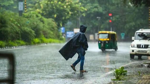 Last year the monsoon started withdrawing on October 9, against the normal date of September 1. (HT file photo) Last year the monsoon started withdrawing on October 9, against the normal date of September 1. (HT file photo)