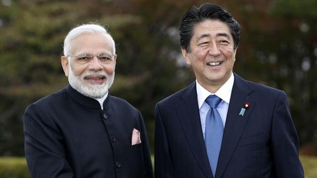 Prime Minister Narendra Modi with Japan's Prime Minister Shinzo Abe in Yamanakako village, Yamanashi prefecture, October 28, 2018(AP)