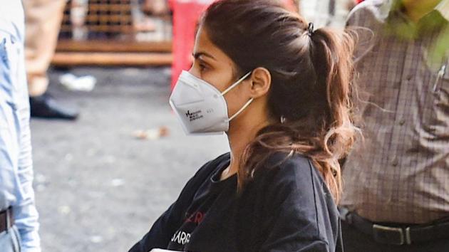 Rhea Chakraborty arrives at NCB office for questioning in connection with the death of late actor Sushant Singh Rajput.(PTI)