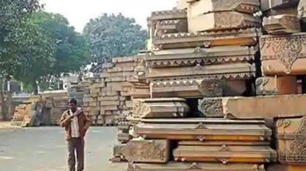 The pillars for foundation will be of stone and no iron will be used. Again on these pillars, another layer of foundation will be laid.(HT file photo) The pillars for foundation will be of stone and no iron will be used. Again on these pillars, another layer of foundation will be laid.(HT file photo)