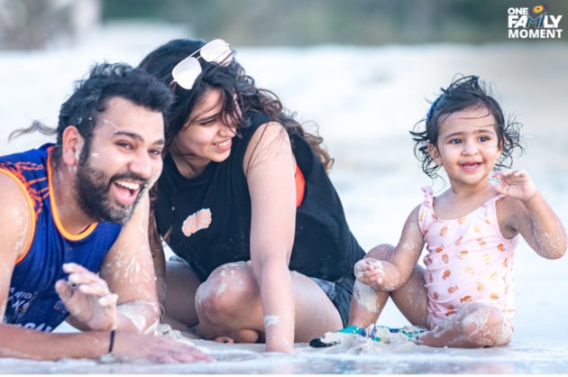 Mumbai Indians players enjoy time at the beach