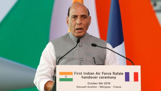 Defence Minister Rajnath Singh delivers a speech during a ceremony for the delivery of the first Rafale fighter to the Indian Air Force at the factory of French aircraft manufacturer Dassault Aviation in Merignac near Bordeaux, France.(REUTERS)