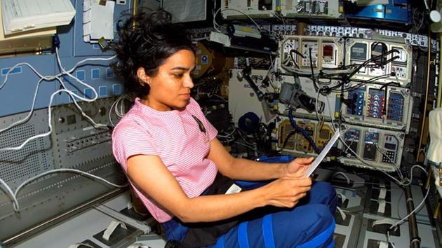 Us Spacecraft To Be Named After Late Indian American Astronaut Kalpana Chawla Hindustan Times Kalpana chawla biography & all information about kalpana chawla history, useful for essay on kalpana chawla for student in hindi, कल्पना मृत्यु (death). us spacecraft to be named after late
