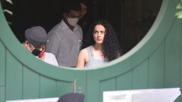 Bollywood actress Kangana Ranaut visted her Pali hill office at Bandra in Mumbai.(Satish Bate/HT Photo) Bollywood actress Kangana Ranaut visted her Pali hill office at Bandra in Mumbai.(Satish Bate/HT Photo)