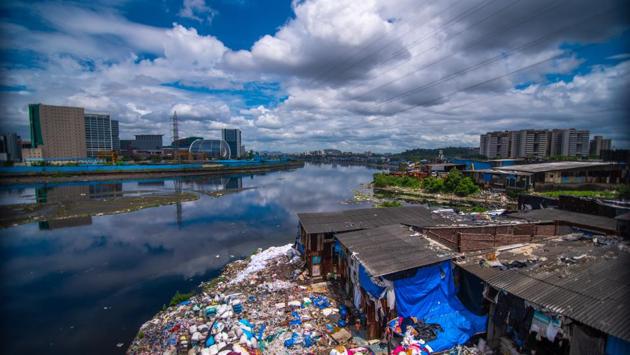A slum flanked by high-rise buildings, as seen from Chunabhatti-BKC link road in Mumbai on September 12. According to the Union health ministry data, Maharashtra has reported 17.2% recovered cases, Tamil Nadu 13.1%, Andhra Pradesh 12.2%, Karnataka 7.9% and Uttar Pradesh 7.8%. (Pratik Chorge / HT Photo) A slum flanked by high-rise buildings, as seen from Chunabhatti-BKC link road in Mumbai on September 12. According to the Union health ministry data, Maharashtra has reported 17.2% recovered cases, Tamil Nadu 13.1%, Andhra Pradesh 12.2%, Karnataka 7.9% and Uttar Pradesh 7.8%. (Pratik Chorge / HT Photo)