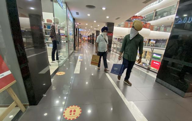 Westend  Mall in Ludhiana wears a deserted look on Monday. (Gurpreet Singh/HT)