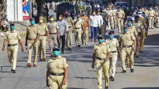 As per the details shared by Vinayak Deshmukh, assistant inspector general of police (Law and Order), total cases of Covid-19 infection in the state police force is now at 19,756. (PTI Photo) As per the details shared by Vinayak Deshmukh, assistant inspector general of police (Law and Order), total cases of Covid-19 infection in the state police force is now at 19,756. (PTI Photo)