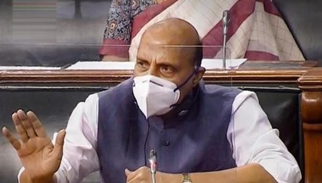 Defence minister Rajnath Singh issued a statement on the Ladakh issue in the Lok Sabha.(LSTV/Video grab) Defence minister Rajnath Singh issued a statement on the Ladakh issue in the Lok Sabha.(LSTV/Video grab)