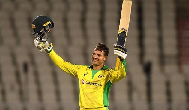 Alex Carey got together with Glenn Maxwell and the wicketkeeper batsman brought up his century. He was caught by Mark Wood at third man off Jofra Archer for 106 (getty)