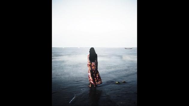 “Lokhhii… Lokhiii… we heard some voices – voices in distress and desolation. An old man and his wife shouting their daughter’s name or maybe a daughter-in-law’s. The sky and river merged in the dark, only the sound of the waves reminded one that they never met.” (Soumya Sankar Bose)