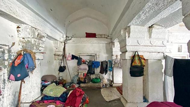 Their accommodation here is rustled out from within the tomb’s white chamber where any number of mattresses smell damp. Their accommodation here is rustled out from within the tomb’s white chamber where any number of mattresses smell damp.