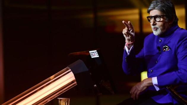 Amitabh Bachchan on sets of Kaun Banega Crorepati. Amitabh Bachchan on sets of Kaun Banega Crorepati.
