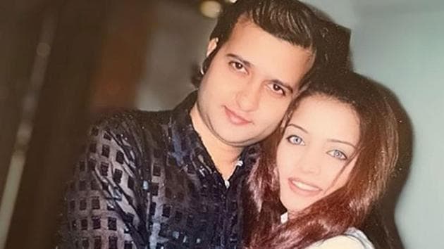 Celina Jaitly shared a throwback picture with her late best friend. Celina Jaitly shared a throwback picture with her late best friend.