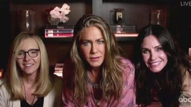Jennifer Aniston, Courteney Cox and Lisa Kudrow came together for a brief Friends reunion at the 2020 Emmys.