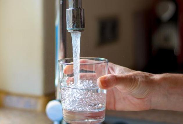 The Chandigarh MC water supply and sewerage disposal committee will put up an agenda next house meeting to review the water tariff hike.(Getty Images/iStockphoto)