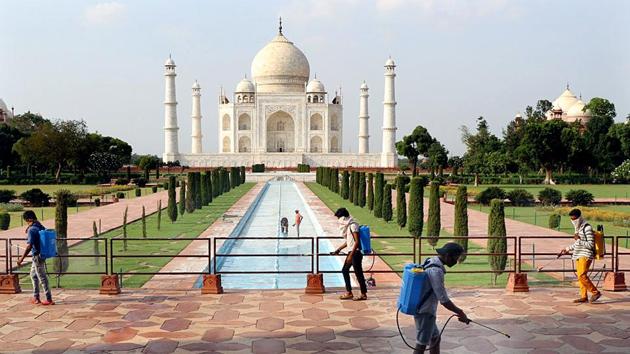 Workers Spray Disinfection At Taj Mahal Premises C3a04cc0 Fbb0 11ea Ac1a 6982f7a91a4b 