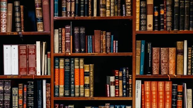 Home library. (Unsplash) Home library. (Unsplash)