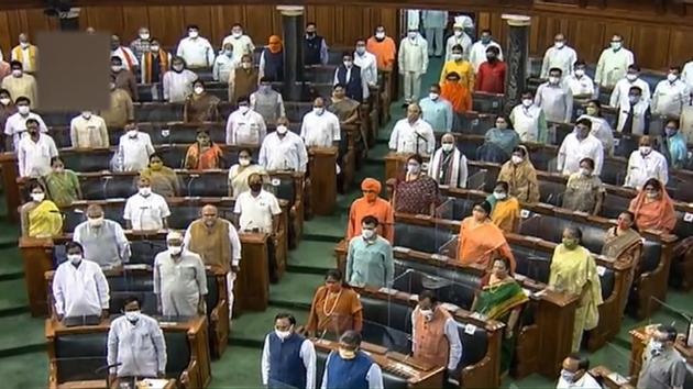 Parliamentarians in the Lok Sabha after it adjourned sine die at Parliament House on Wednesday.(PTI)