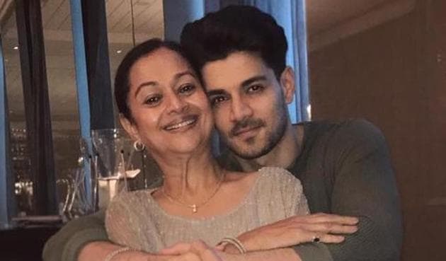 Sooraj Pancholi said that there was no truth to the news of Zarina Wahab being admitted to the hospital again.