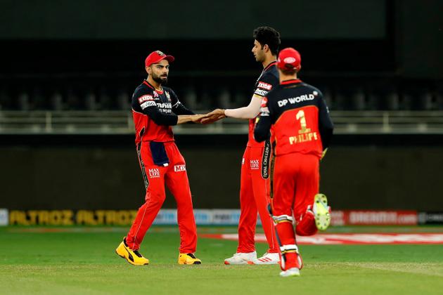 Virat Kohli celebrates after a wicket. (IPL/Twitter)