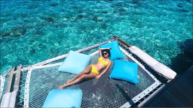 Mouni Roy’s bikini picture from the Maldives makes fans go weak in the knees(Instagram/imouniroy)