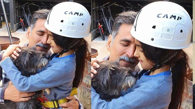 Akshay Kumar with daughter Nitara.