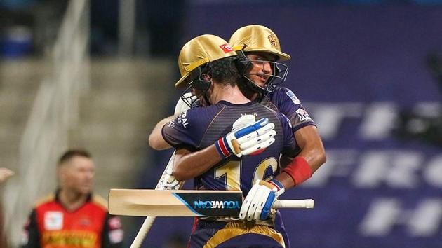 Shubman Gill and Eoin Morgan of Kolkata Knight Riders celebrates their win against Sunrisers Hyderabad in Indian Premier League 2020 cricket match at the Sheikh Zayed Stadium, Abu Dhabi.(PTI)