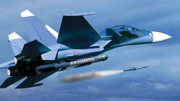 The Indian Air Force has deployed the Brahmos missile in sufficient numbers with the option to deliver the stand-off weapon from a Su-30 MKI fighter(Brahmos.com)