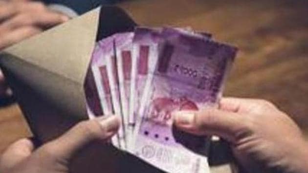 On Monday, the rupee settled at 73.79 against the US dollar.(Getty Images/iStockphoto) On Monday, the rupee settled at 73.79 against the US dollar.(Getty Images/iStockphoto)