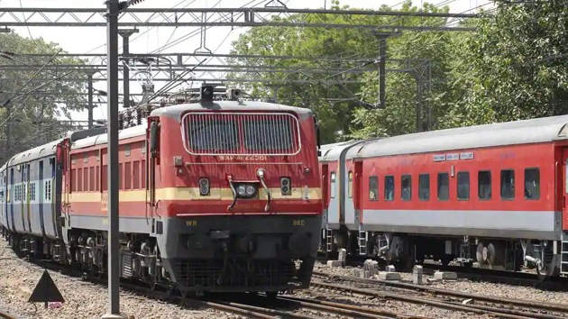 The special train will depart Vijayawada at 3 pm on Saturday and will reach at Visakhapatnam at 10 pm on the same day.(HT file) The special train will depart Vijayawada at 3 pm on Saturday and will reach at Visakhapatnam at 10 pm on the same day.(HT file)
