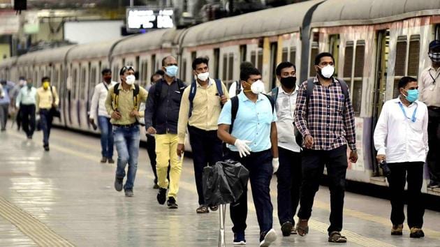 Because of the coronavirus pandemic, the CR is currently running trains only for government employees and essential services providers.(Anshuman Poyrekar/HT Photo)