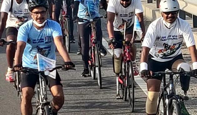 CRPF yodhas travel from Gujarat to Delhi, as part of FIT India Para-Cycling Expedition. CRPF yodhas travel from Gujarat to Delhi, as part of FIT India Para-Cycling Expedition.