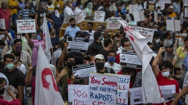 Protestors gather to raise their voices against the gang-rape and killing of the 19-year-old Dalit woman in Uttar Pradesh.(AP photo)