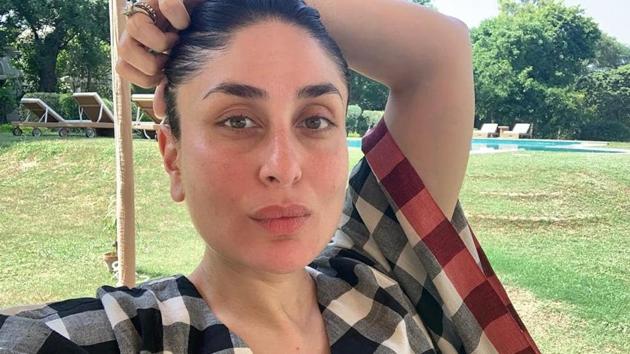 Kareena Kapoor has shared a new picture in her kaftan series.