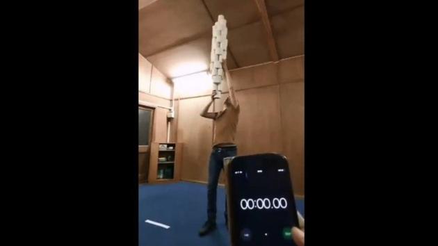 The image shows the man named Jay Rawlings creating the record. (Twitter/@jay_rawlings) The image shows the man named Jay Rawlings creating the record. (Twitter/@jay_rawlings)