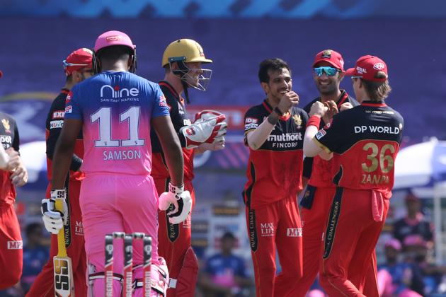 Yuzvendra Chahal dismisses Sanju Samson . (IPL/Twitter)