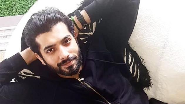 Sharad Malhotra plays Veer on Naagin 5.