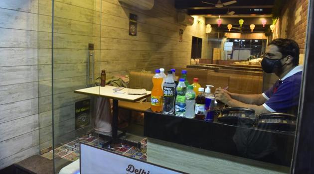 Parcel counter of a restaurant at Gurgoan in Mumbai, India, on Tuesday, September 29, 2020. (Anshuman Poyrekar/HT Photo) Parcel counter of a restaurant at Gurgoan in Mumbai, India, on Tuesday, September 29, 2020. (Anshuman Poyrekar/HT Photo)