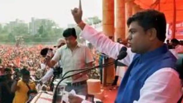 File photo: Vikassheel Insaan Party (VIP) chief Mukesh Sahni. (PTI) File photo: Vikassheel Insaan Party (VIP) chief Mukesh Sahni. (PTI)