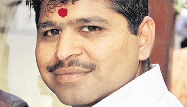 Shiv Sena youth wing leader Deepak Maratkar was stabbed to death in Budhwar peth, Pune, on October 2, 2020. (HT PHOTO) Shiv Sena youth wing leader Deepak Maratkar was stabbed to death in Budhwar peth, Pune, on October 2, 2020. (HT PHOTO)